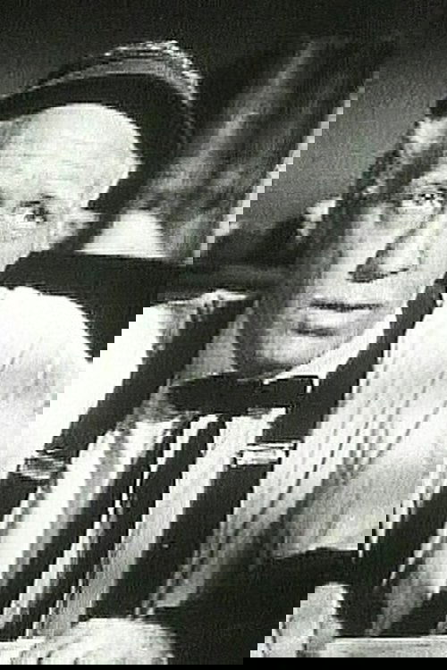 Frank Marlowe as Hoodlum in LaRue's Office (uncredited)