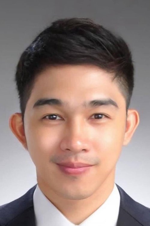 Sebastian Sy as Kyle