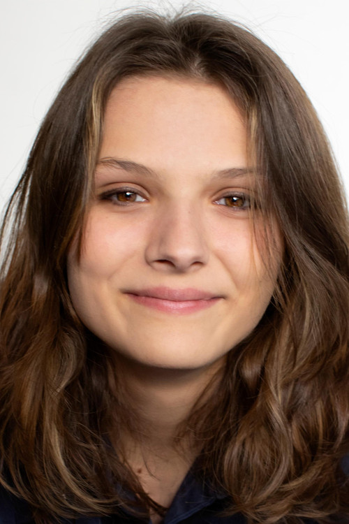 Tenley Kellogg as Siran