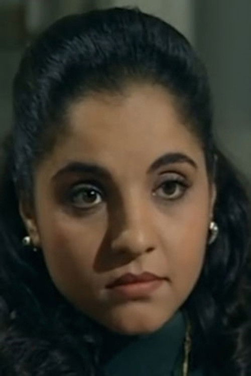 عبير فوزي as هنيه