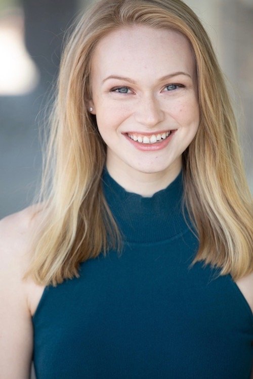 Rachelle Henry as Female Murderer