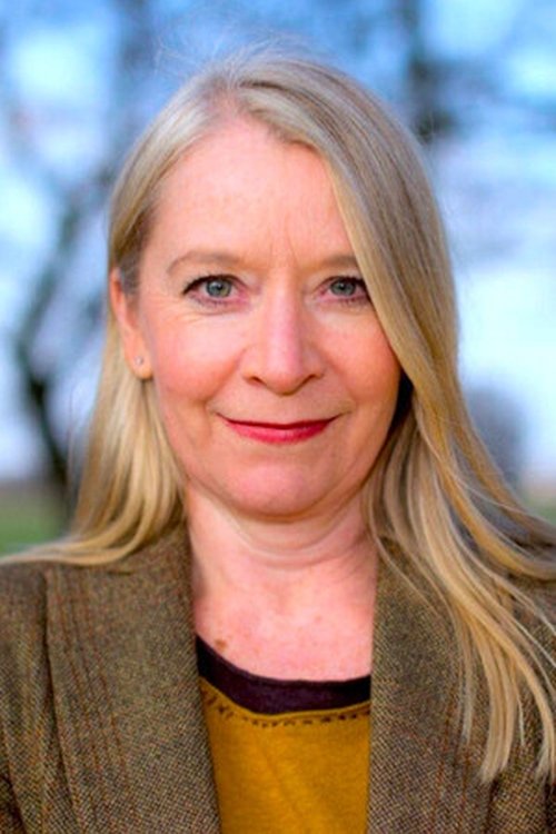 Lucy Allen as Alicia Craine