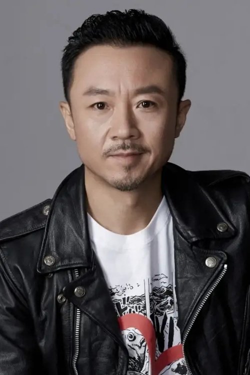 Dong Hai as Station master
