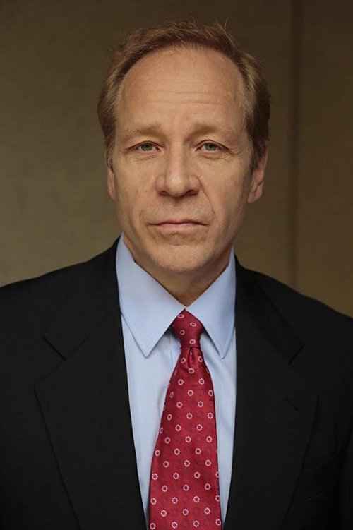 Andrew Bee as Chief Ed Clarke