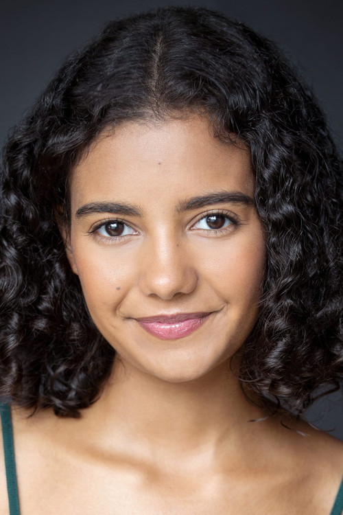 Madison Baines as Annabeth