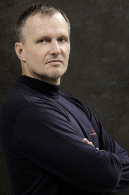 Katona Péter as Stone Thrower Killer