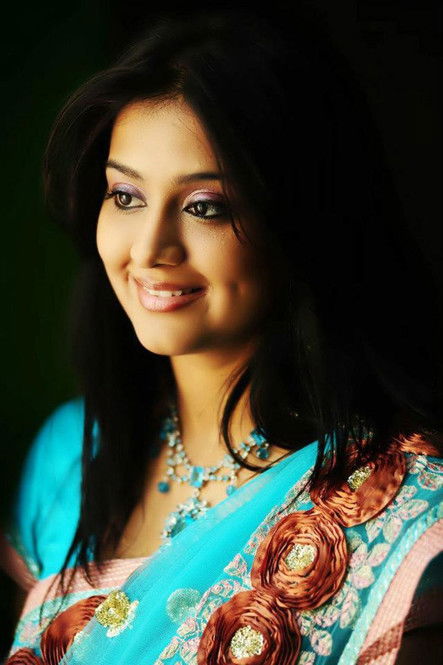 Varsha Ashwathi as Thulasi