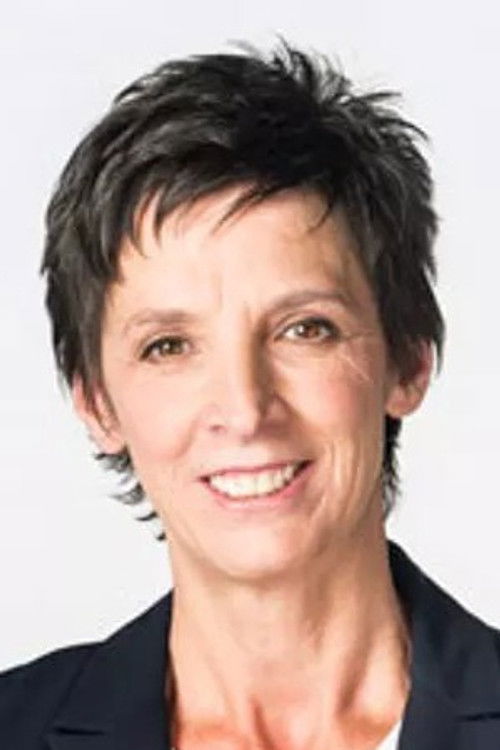 Phara de Aguirre as Jury