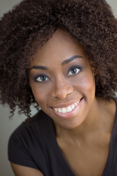 Bianca Bellange as Réceptionniste