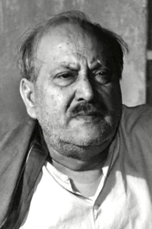 Haren Chatterjee as Priyogopal Mazumdar