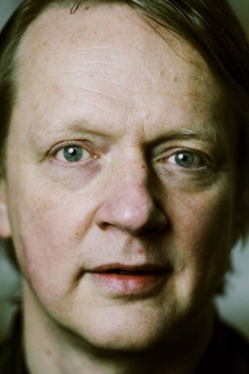 Ralf Knicker as Sebastian