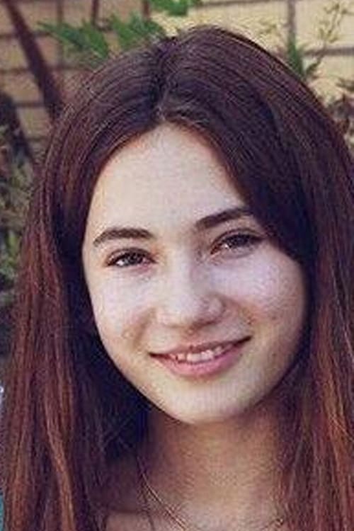 Georgica Pettus as Sarah