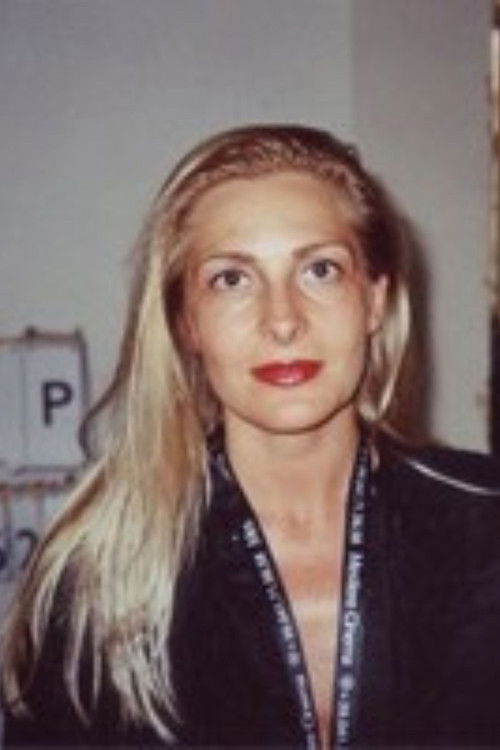 Tiziana Kinkela as Moglie del dottore