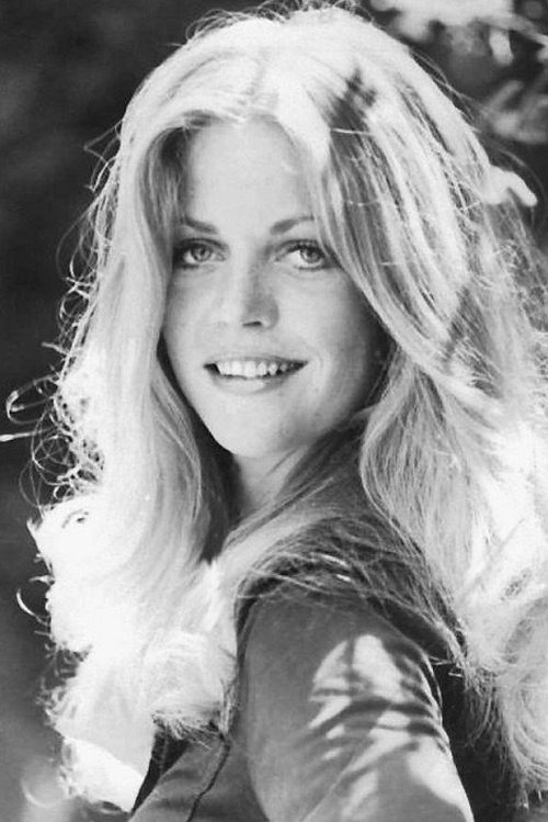 Candice Rialson as Sandy