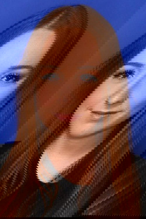 Eleanor Columbus as April's Friend