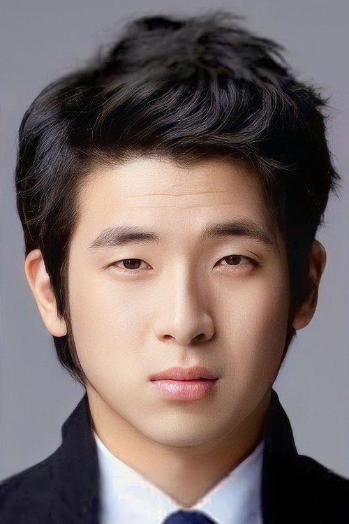 Lee Won-hee as Gay Bar Owner