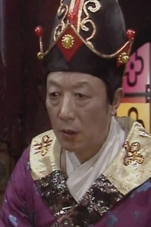 Chongren Shi as 聂荣臻