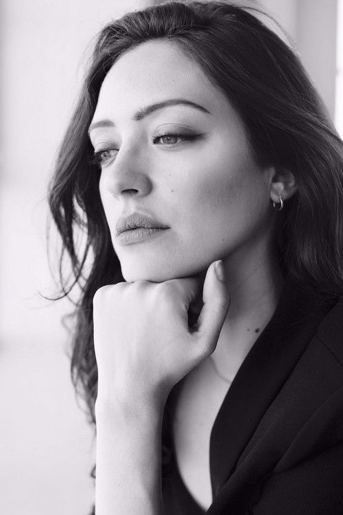 Jessica Heller as Becca