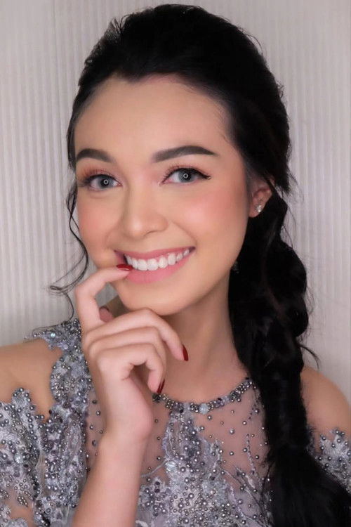 Claudia Andhara as Laras