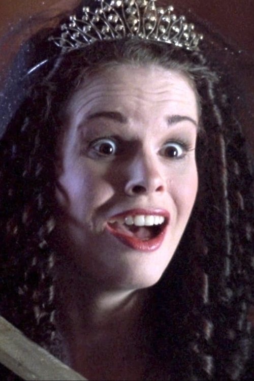 Amelia Kinkade as Little Freak (uncredited)