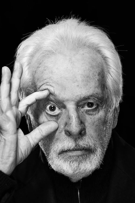 Alejandro Jodorowsky as Old Alejandro
