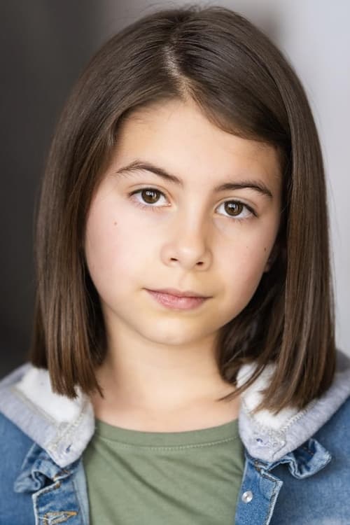 Abby Villasmil as Leah