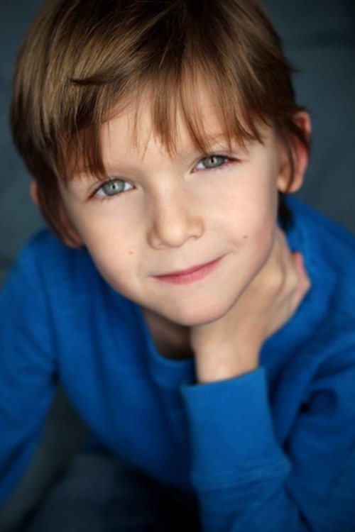 Ethan Tavares as Gabe Bradley