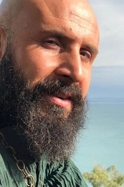 Al-Farazdaq Dayoub as فؤاد / دودو