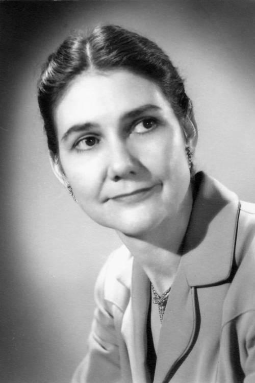 Jessie Lee Fulton as Miss Evie