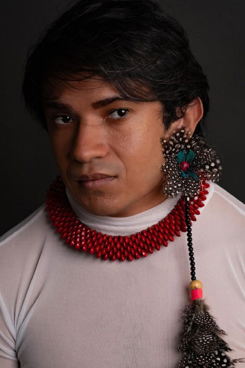 Vini Ranieri as Lúcio