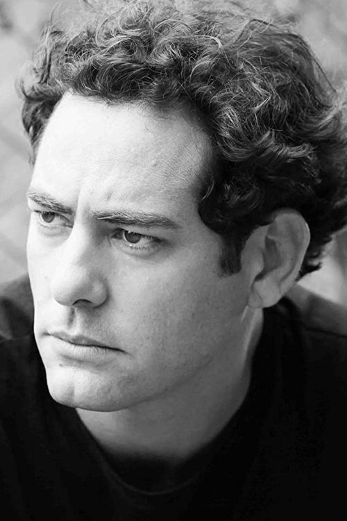 Fernando Cormick as Studente