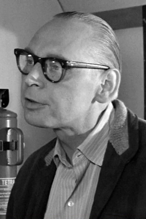 Walter Jupé as Dr. Katz