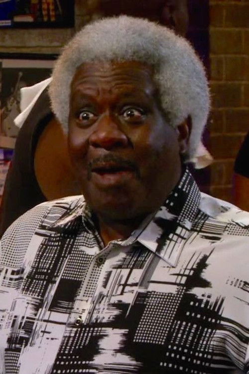 Mike Ivy as Fire Chief