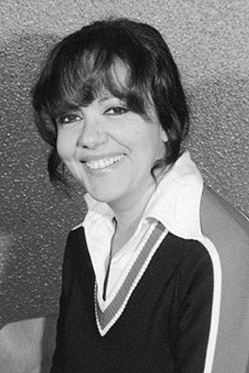 Carmen Mendes as Joana