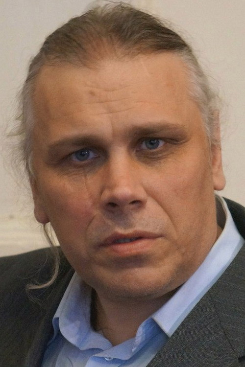 Konstantin Strelkov as smotritel mayaka