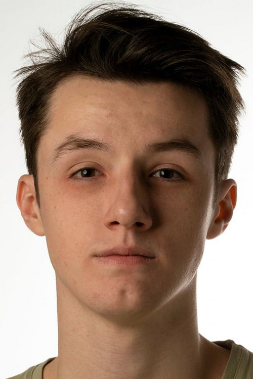 Zac O'Brien as Teen Arthur