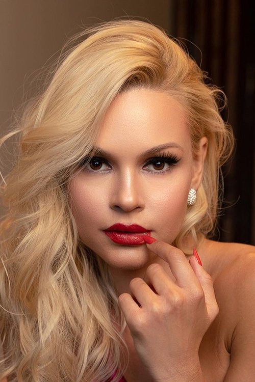 Vicky Kavoura as Σύλβια