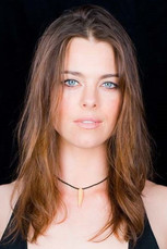 Johanna Watts as Lt. Caroline Bradley