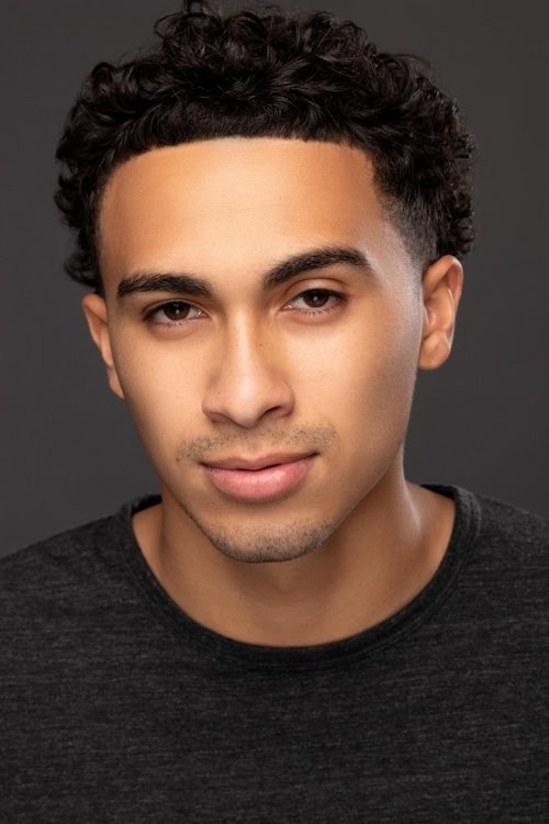 Xavier Smalls as Zavier