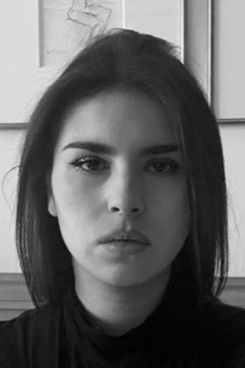 Barbara Sbraggia as Madeleine