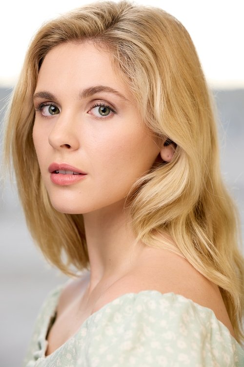 Ashley Michelle Grant as Peyton