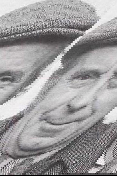 Toke Townley as The Chemist (uncredited)