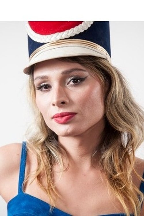 Renata Bastos as Travesti no ônibus