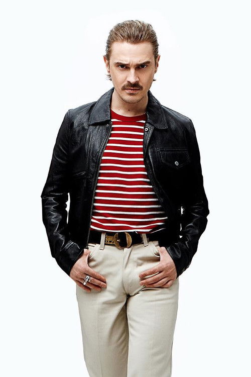 Илья Прусикин as Капитан