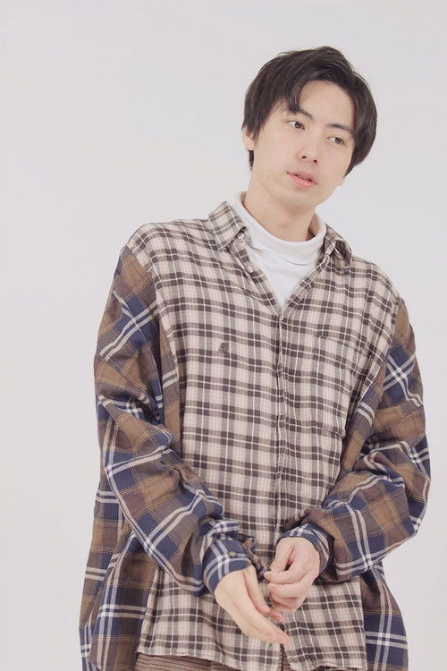 Yusuke Fujiwara as Terra Diver