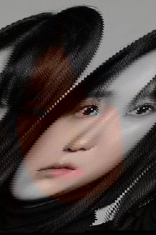 Choi Eun-kyoung as Nancy