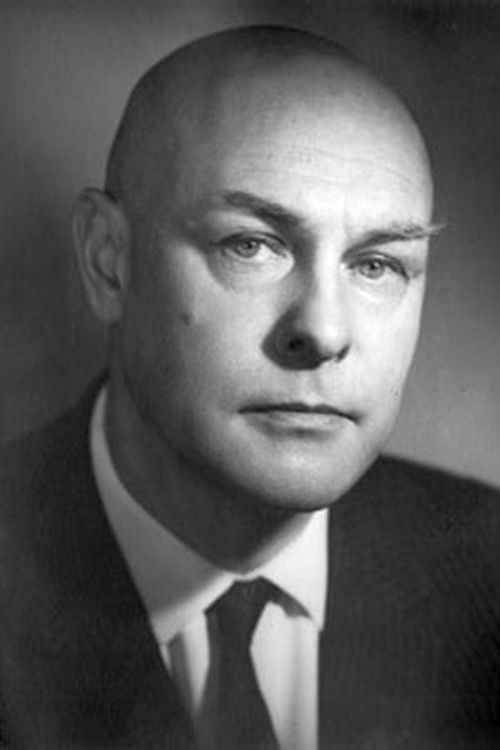 Sergei Polezhayev as Professor Pavel Shestakov