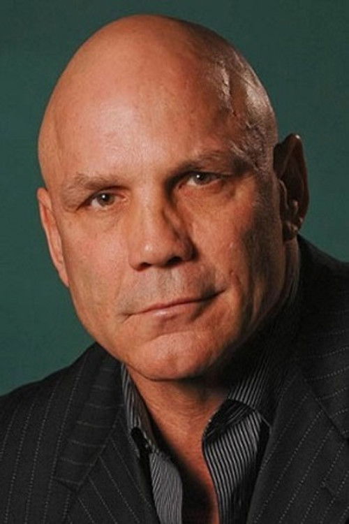 Youssef Qissi as Pool thug