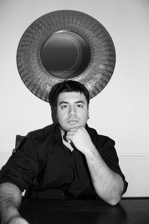 Deiby Salazar as Jason Gold