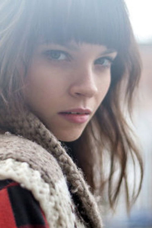 Jayme Keith as Janice